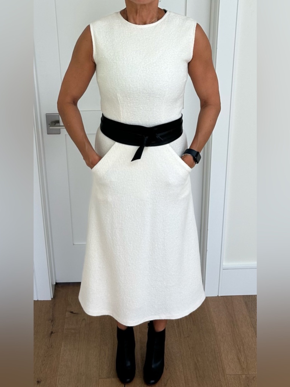 Meg boutique Cream Textured A-Line Dress sz XS